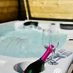 & Le Villemachois - 4 Etoiles - Jacuzzi Couvert - Calme Et Independant - Clim - Parking - 5 Min Carcassonne * Villemoustaussou